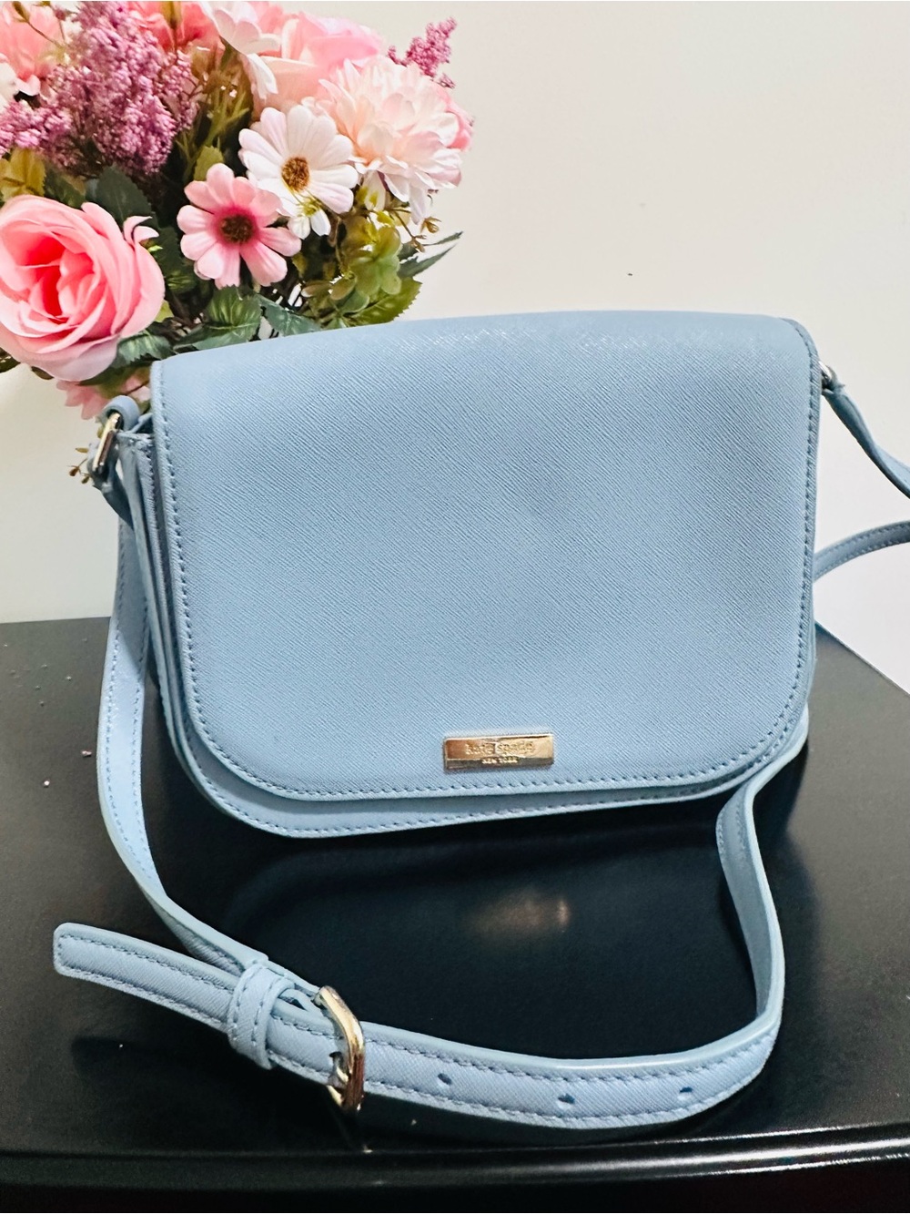 kate spade Light Blue Saffiano Crossbody with Gold Plaque - Picture 4 of 5